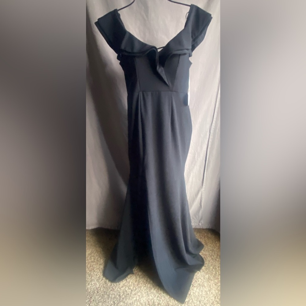 NWT ! ♥️ Luxxel ♥️ Black Maxi Dress Size M